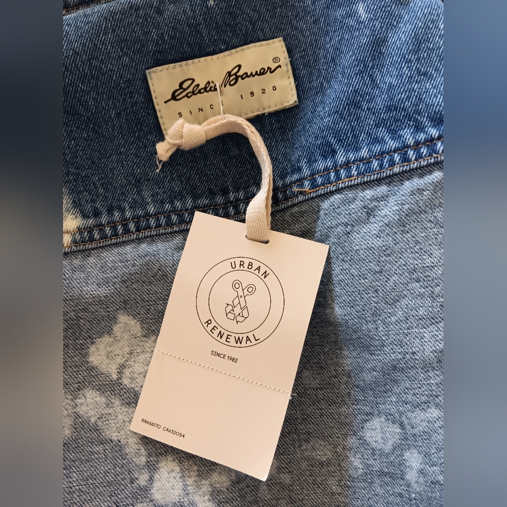 Eddie Bauer Blue White Acid Wash Jean Jacket NWT Urban Streetwear - Picture 3 of 5